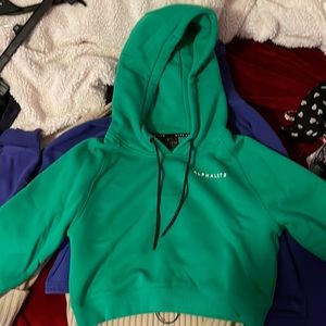 Alphalete cropped hoodie
